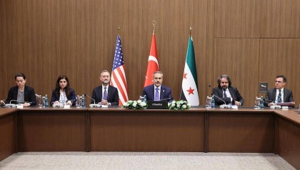 美国务卿会见叙利亚外长，沙特等国表示将支持叙利亚重建