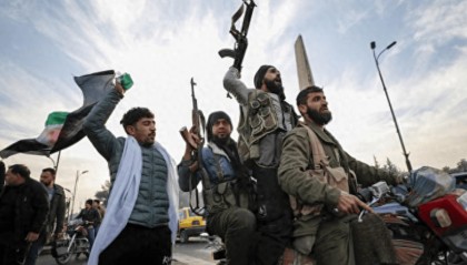 万万没料到！中东突然出现“内鬼”？一国突然选边站，信号太强烈