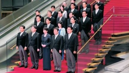 日本自民党多名涉“黑金”丑闻议员出任新内阁要职