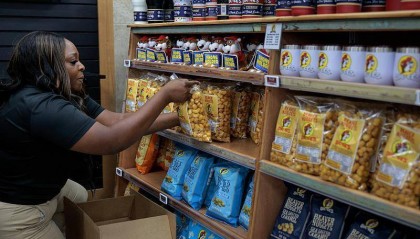 美国8月消费者信心指数降至97.4