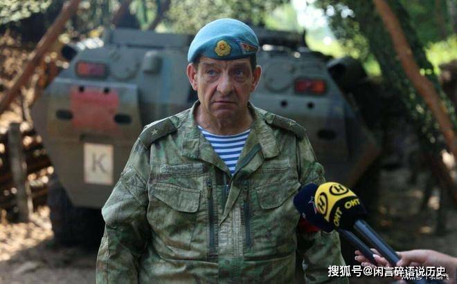 突发：白俄街头惊现装甲运兵车！会加入俄军进攻乌克兰吗？