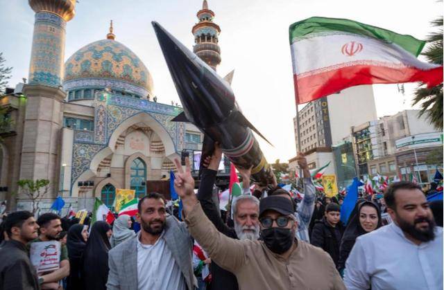 伊朗高层控诉俄罗斯:背后捅刀不配当盟友!中国才是更可靠伙伴?