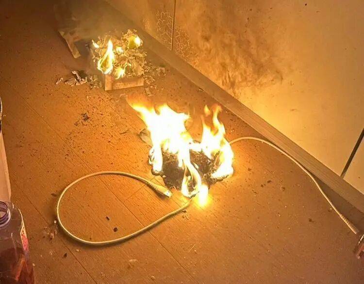 女子睡觉时，床上的它突然爆炸！紧急提醒