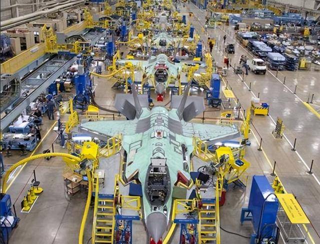 28国施压，中印没有低头，俄罗斯却先服软：380万吨稀土直供美国