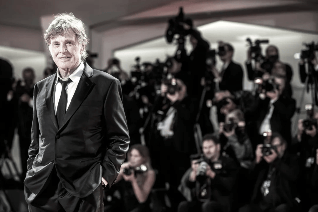 知名男星清晨在家中去世！主演的影视作品脍炙人口，网友：一个时代远去……