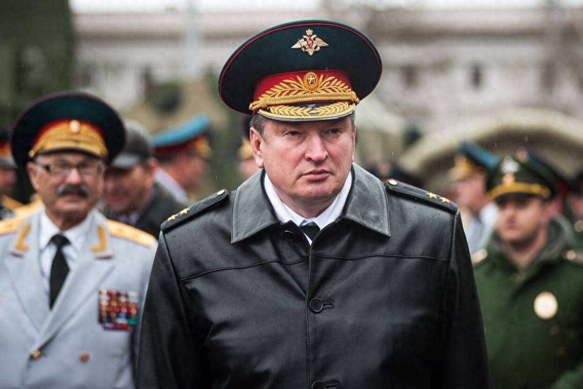 普京动真格了，下令“扒掉”拉平上将军装，就地免职并逐出中央